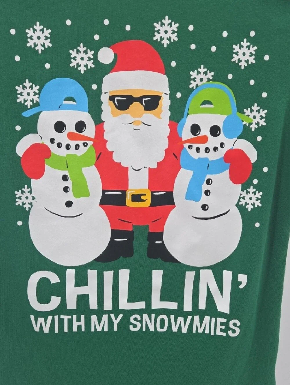 Holiday Time Green 'Chillin' With My Snowmies' Graphic Tee
